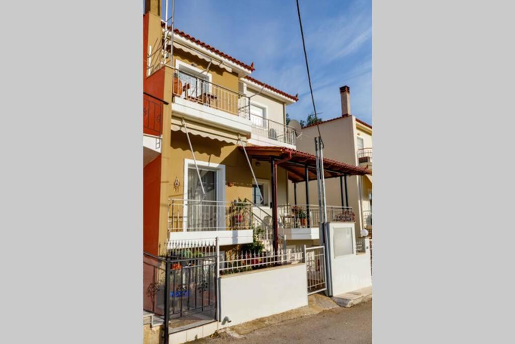 Jilda S Apartment With Private Garden! Nafplion Exteriör bild
